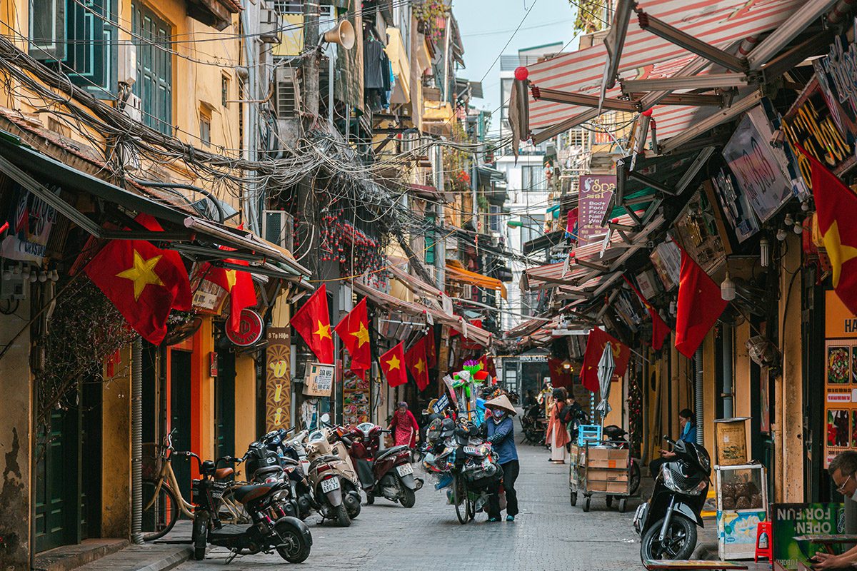 How to visit Hanoi ?